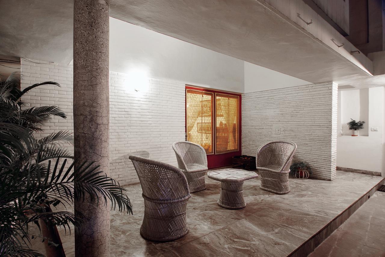לינה וארוחת בוקר ניו דלהי Haveli Hauz Khas מראה חיצוני תמונה
